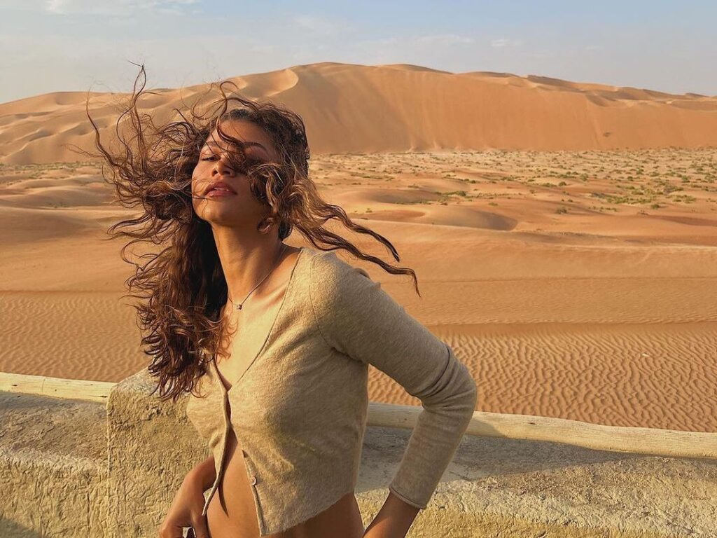 curly-hair-zendaya