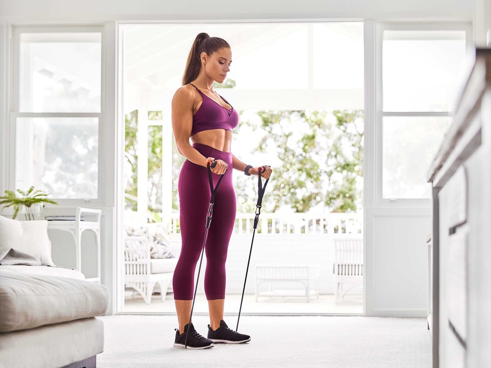Kelsey Wells’ express upper body bands workout