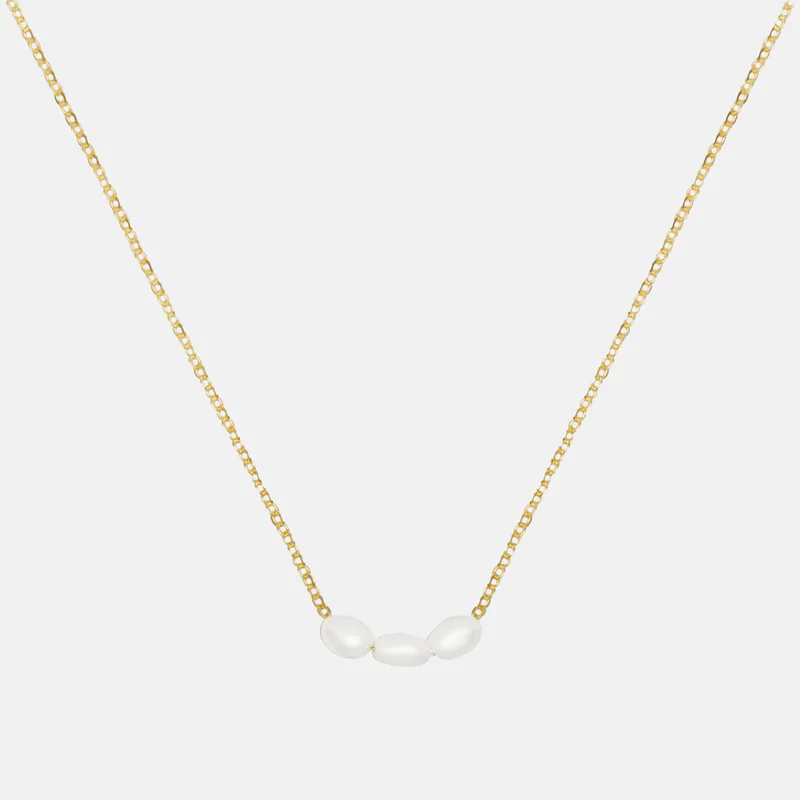 Saint Valentine pearl necklace