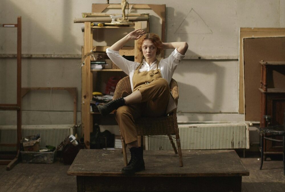 The mistake most of us are making in our office chairs, according to a flexologist