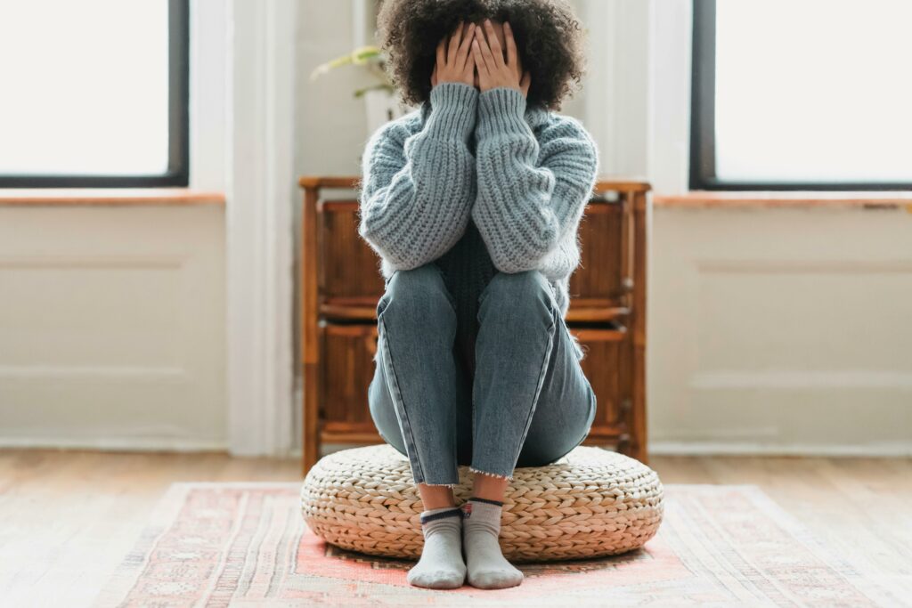 grief-sad-woman-alone