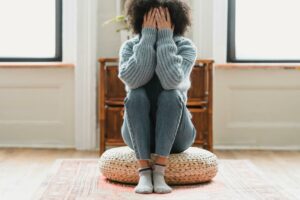 grief-sad-woman-alone