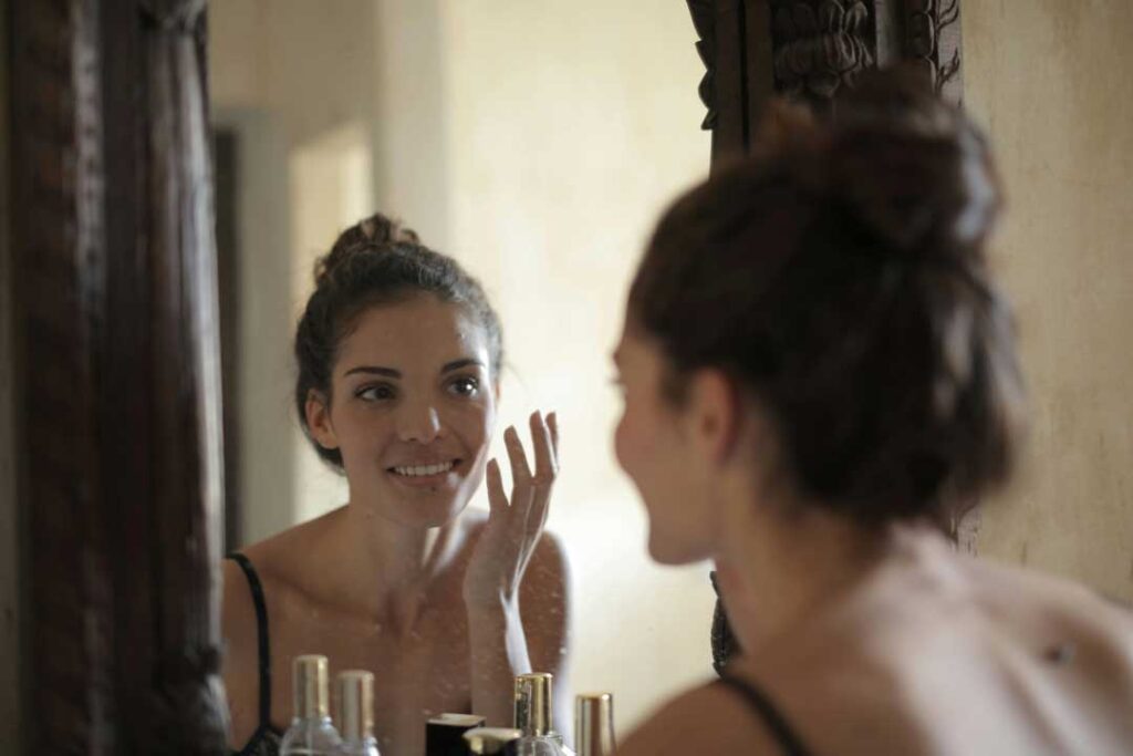 Microbiome-based skincare with pro and prebiotics for healthy skin
