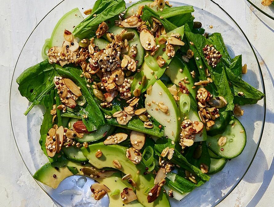 Try This Green Salad With Sesame-Quinoa Granola Recipe For A Leveled Up Lunch